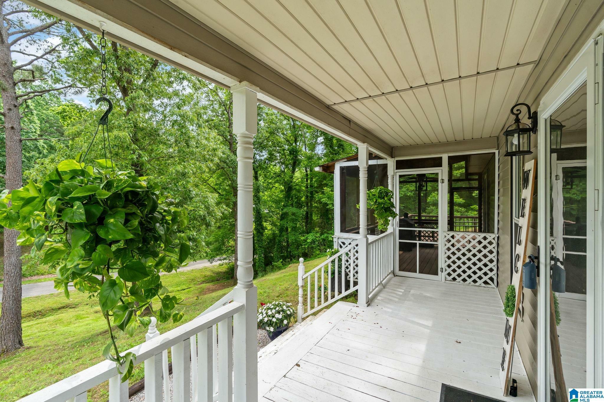 Property Photo: 84 Mountain Oaks Valley Road AL 35180