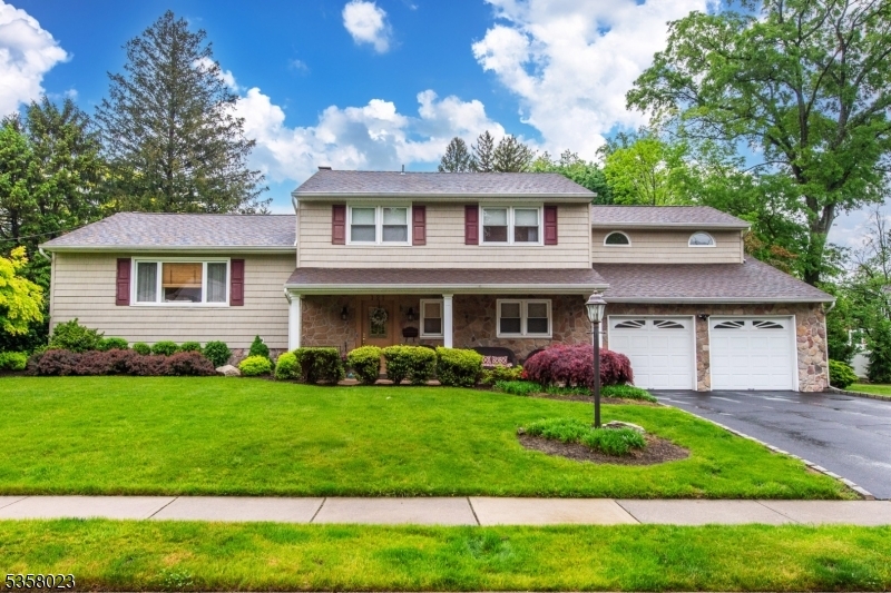 Property Photo: 121 Baldwin Ter NJ 07470