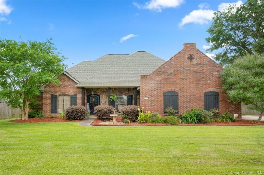 Property Photo: 975 N Kade Lane LA 70605