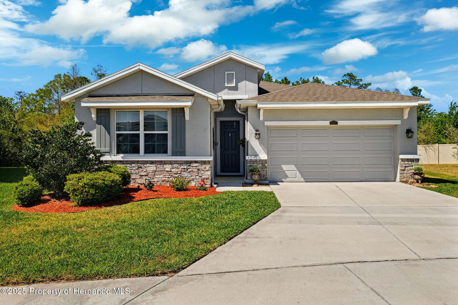 Property Photo:  15793 Midnight Dove Court  FL 33556 