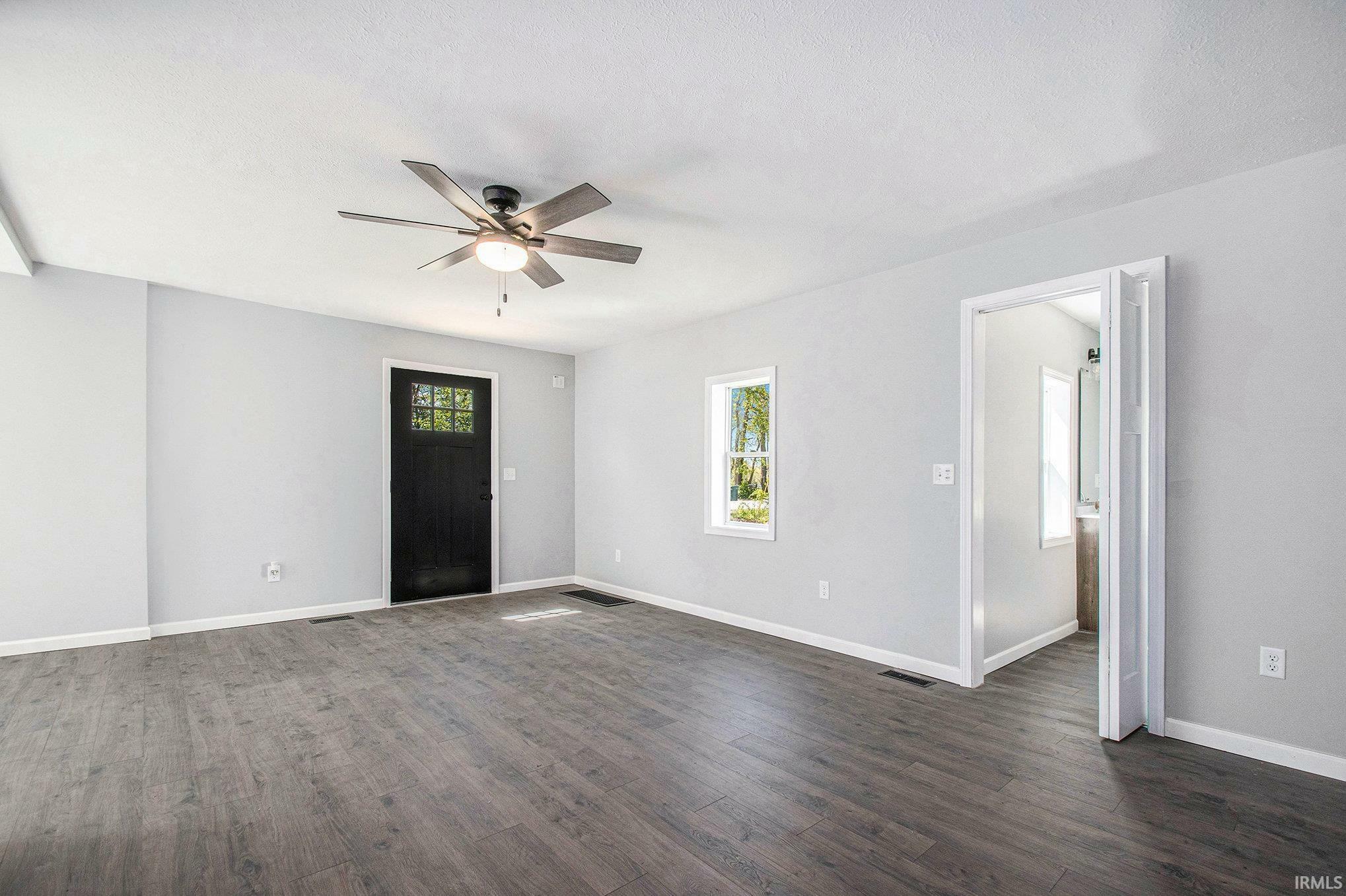 Property Photo: 10059 Jefferson Road IN 46561