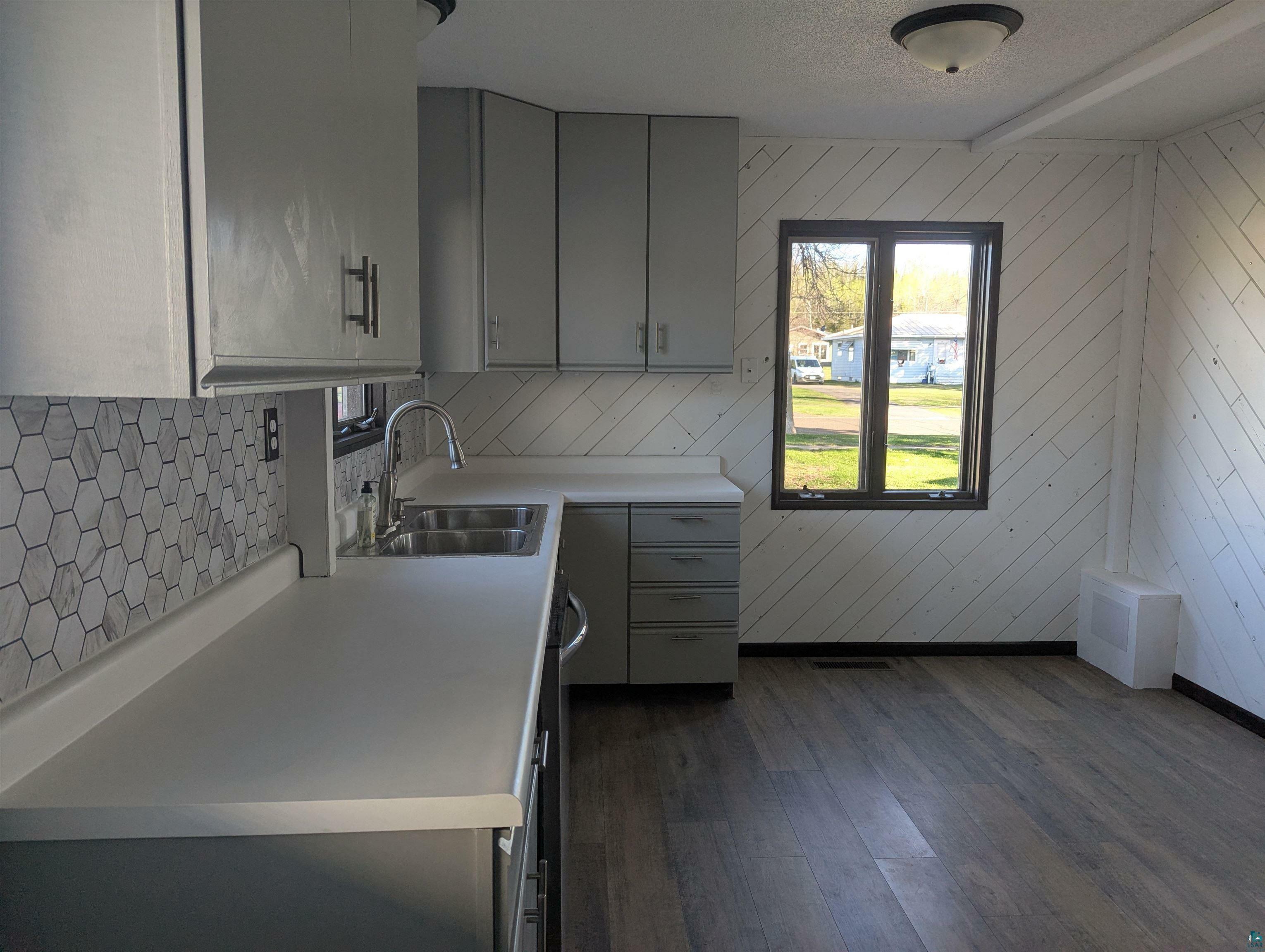 Property Photo:  81 Edison Blvd  MN 55614 
