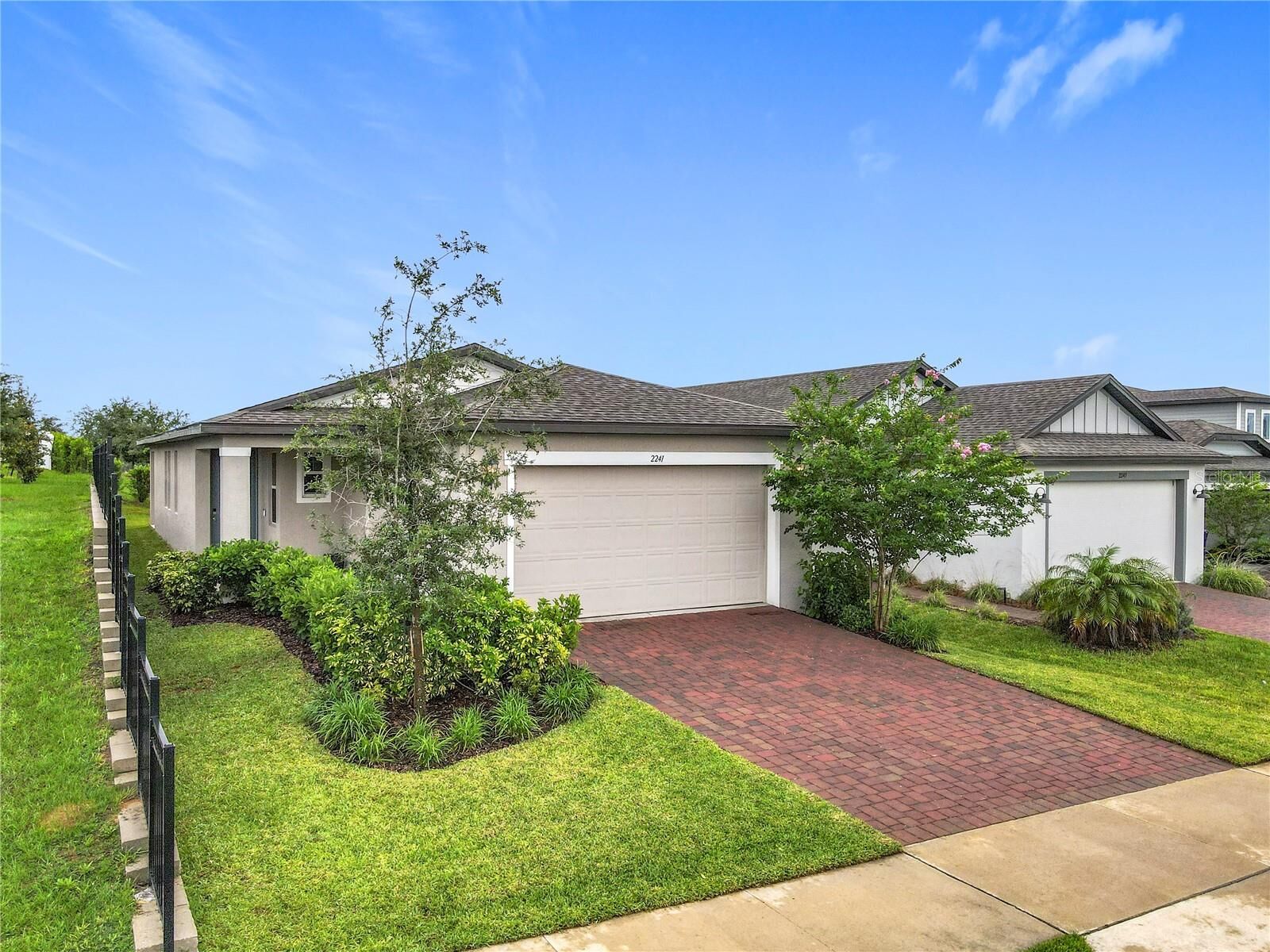 Property Photo:  2241 Mystic Maze Lane  FL 34715 