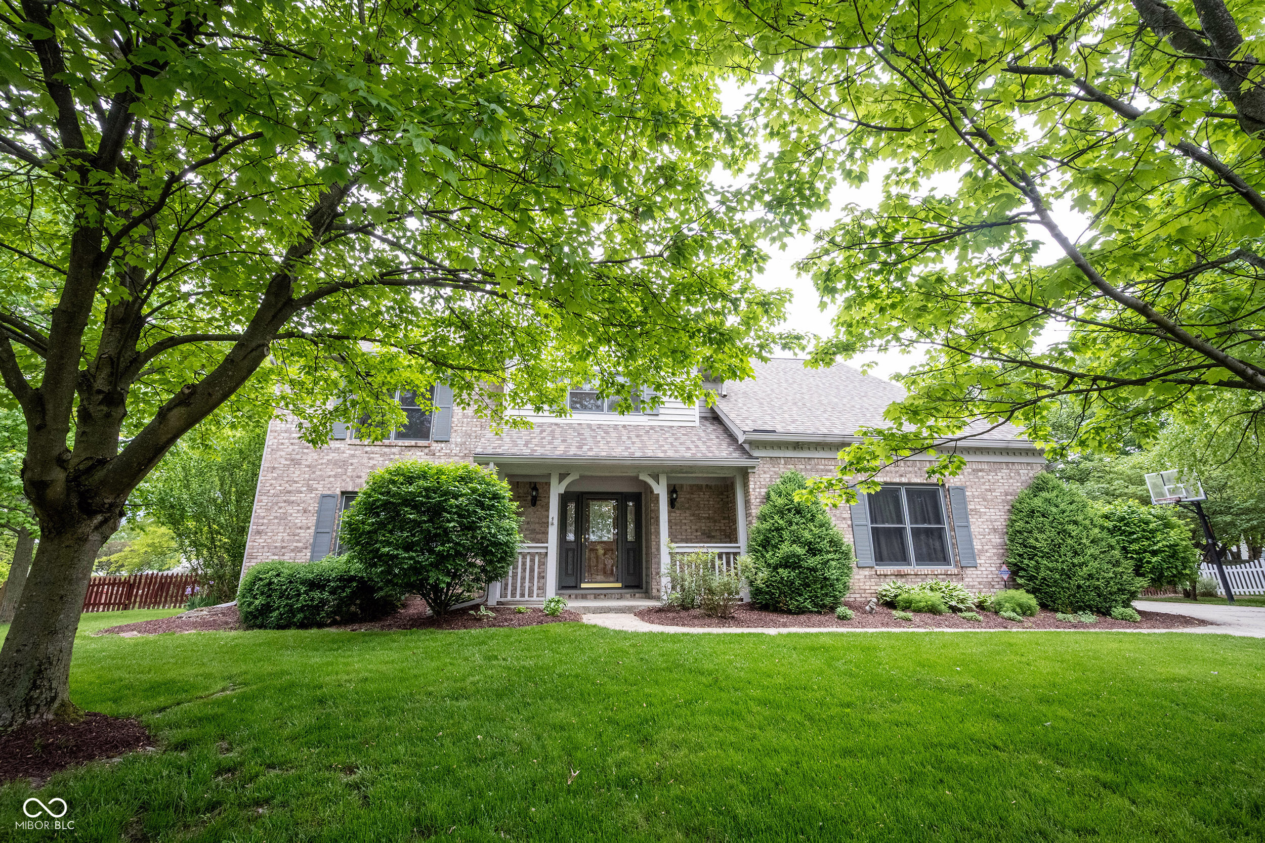 Property Photo: 9127 Pointe Court IN 46037