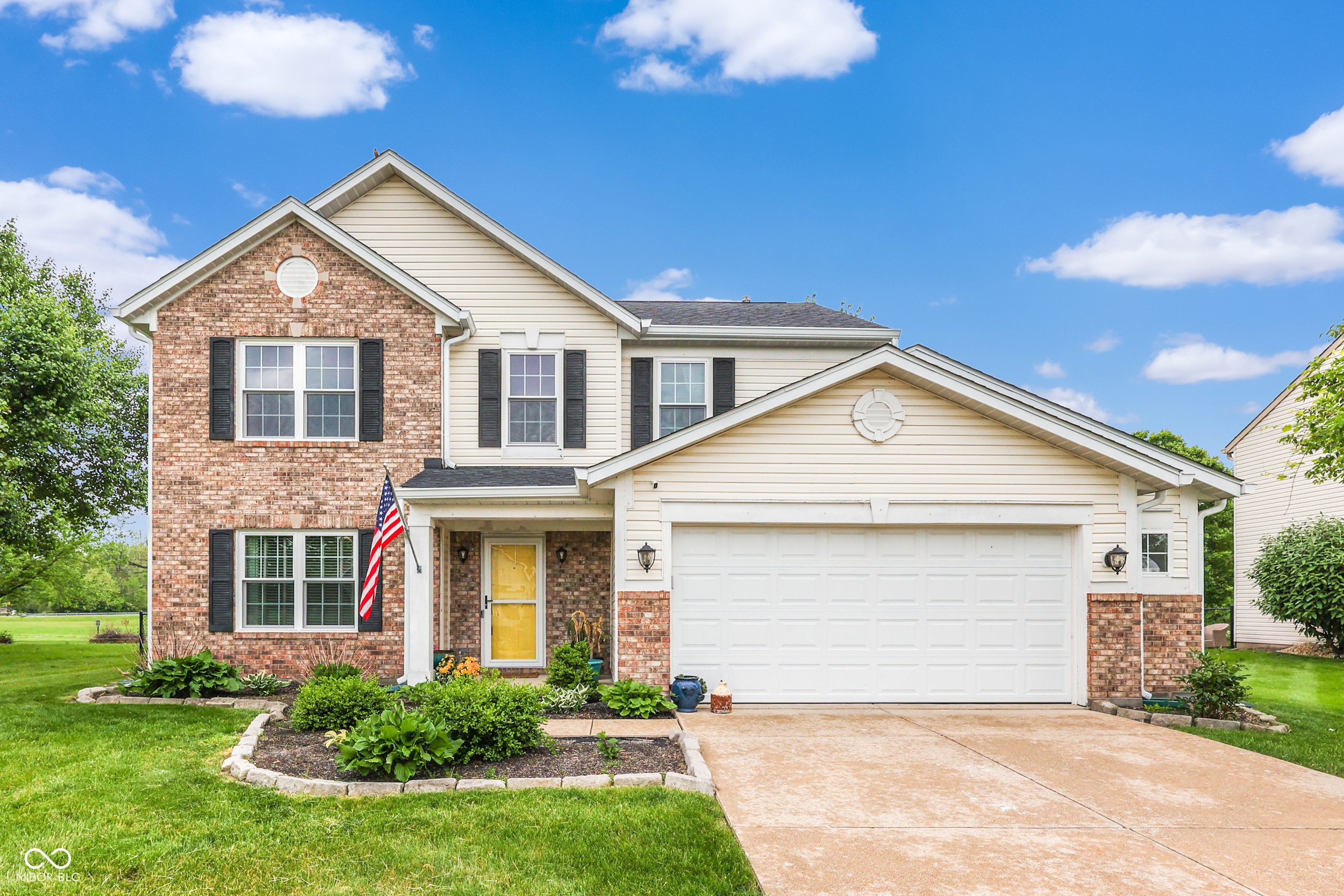Property Photo: 5617 Gainesway Drive IN 46142
