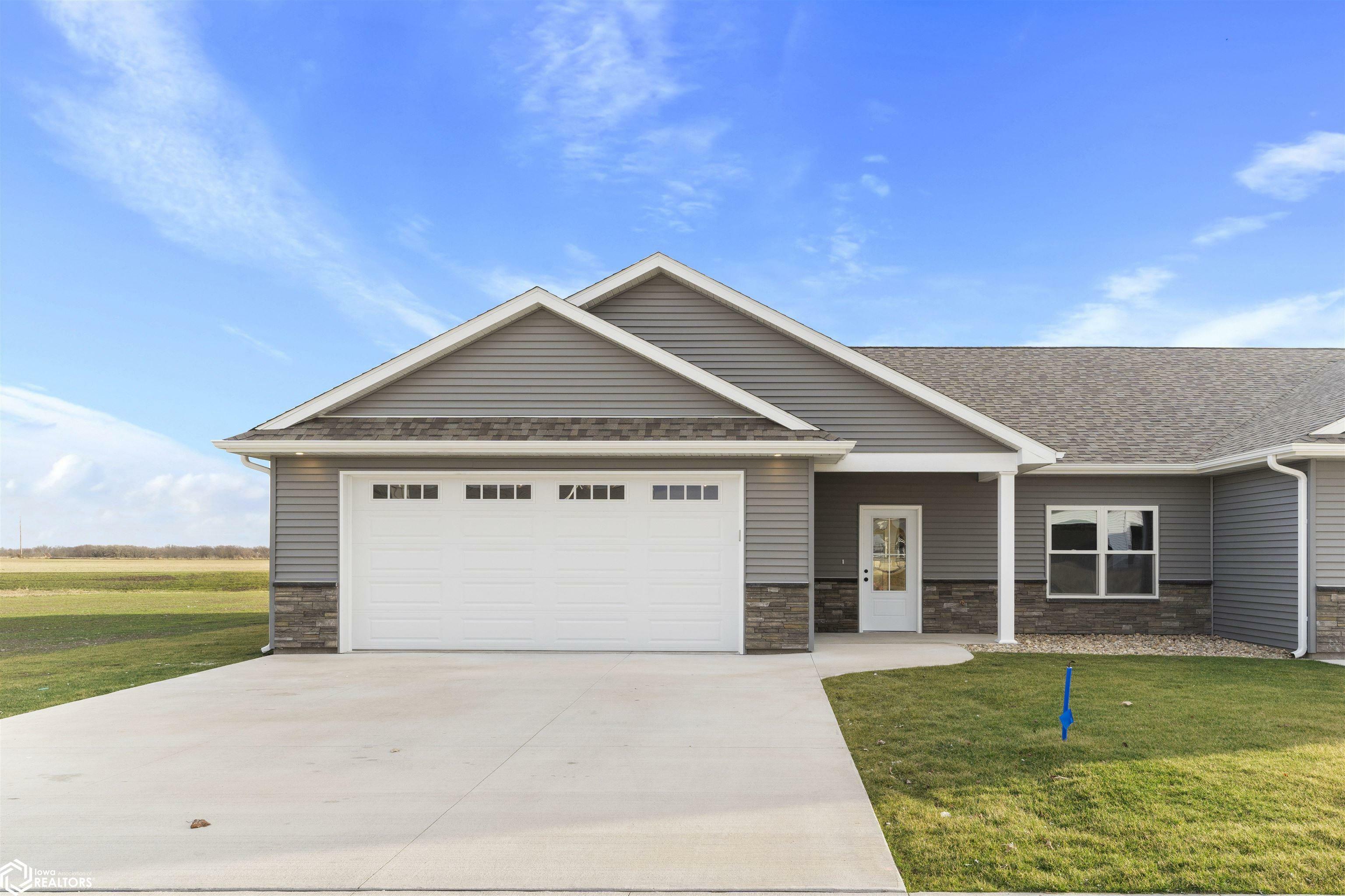 1406 Huron Street  Mediapolis IA 52637 photo