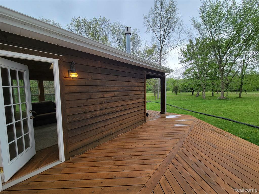 Property Photo: 10726 Davisburg Road MI 48350 2035