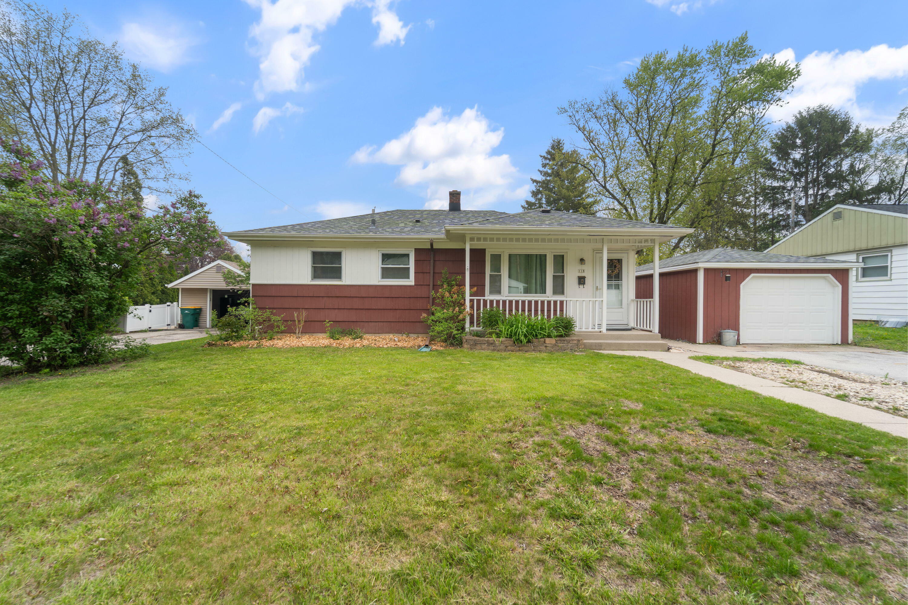 Property Photo: 118 N Highland Ave WI 53092