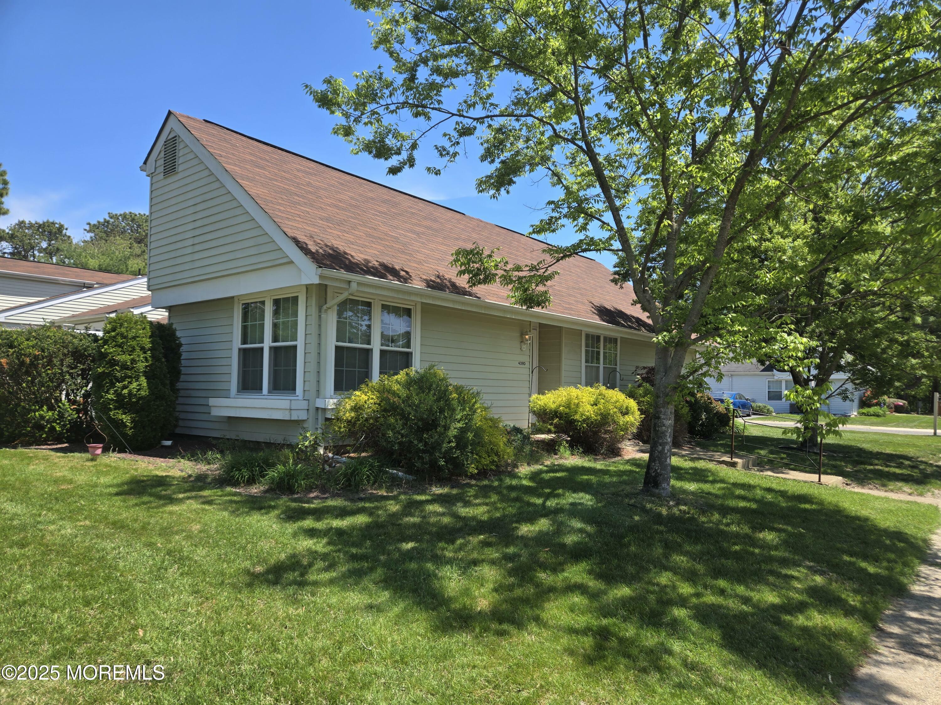 Property Photo: 439D Chesterfield Court NJ 08759