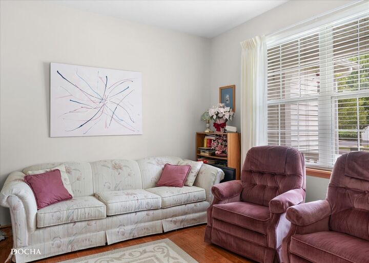 Property Photo: 623 Queen Drive IL 60543