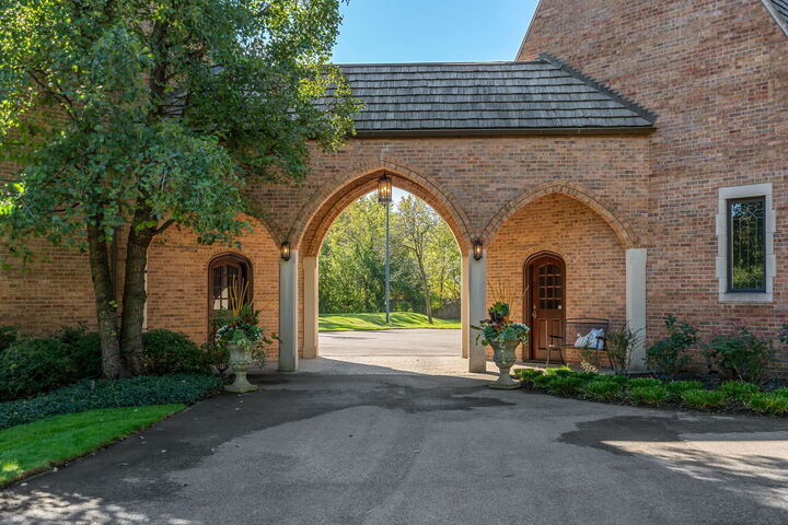 Property Photo:  34 Bridlewood Road  IL 60062 