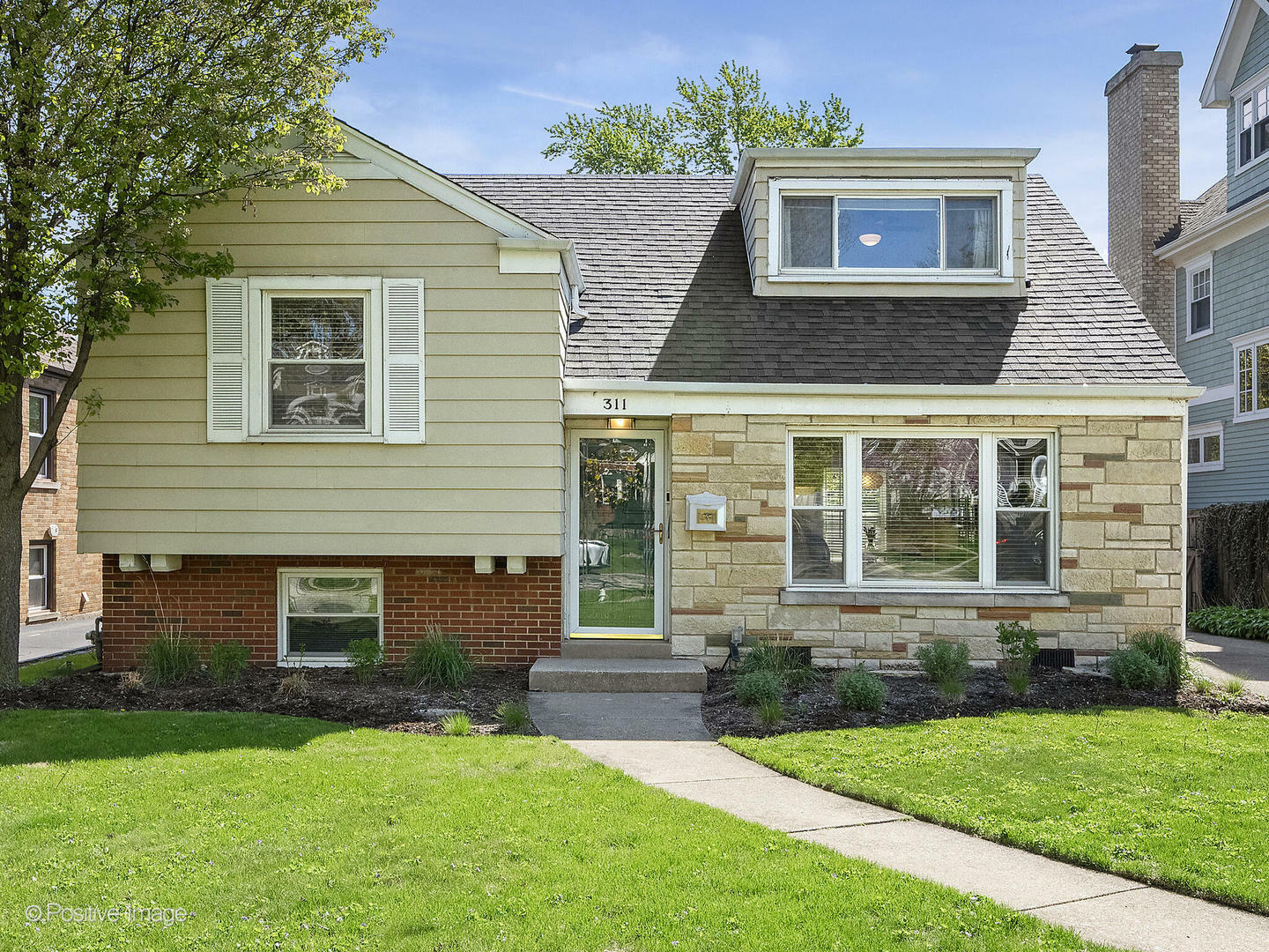 311 S Peck Avenue  La Grange IL 60525 photo