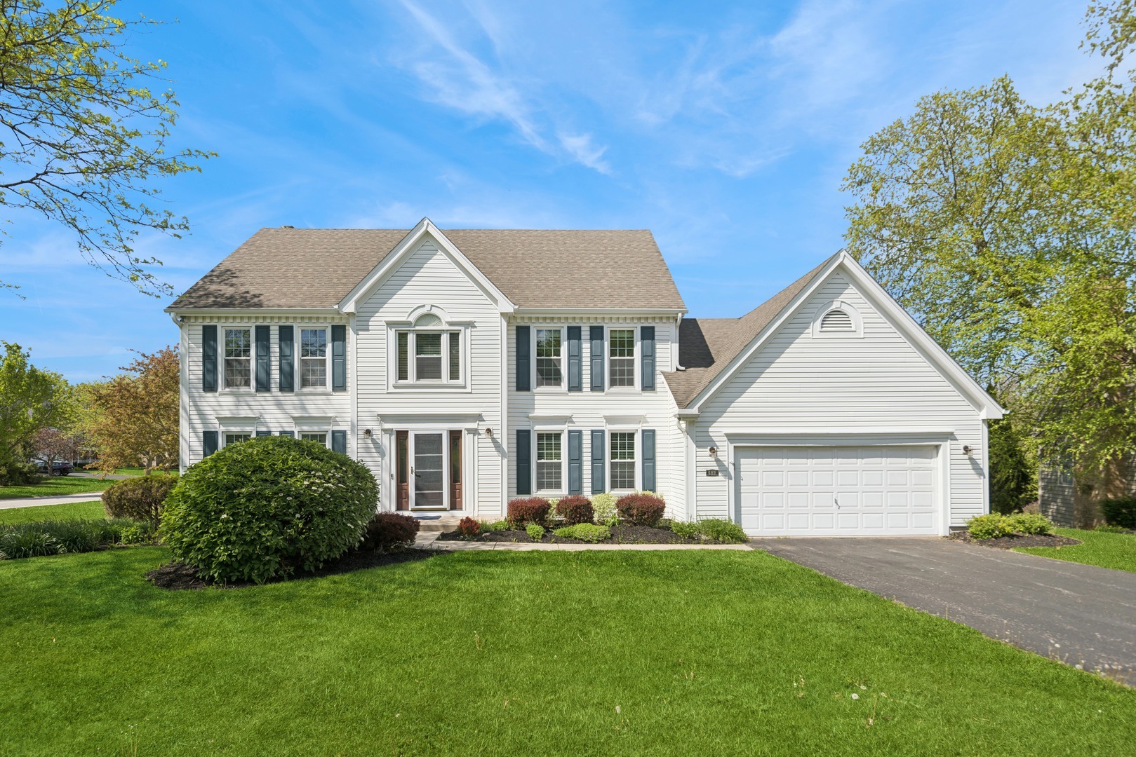 689 Saddle Ridge  Crystal Lake IL 60012 photo