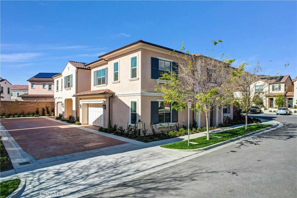 Property Photo: 316 Carefree CA 92618