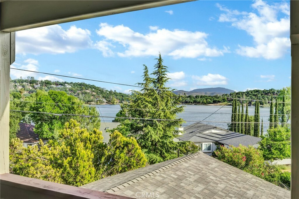 Property Photo: 18528 North Shore Drive CA 95467