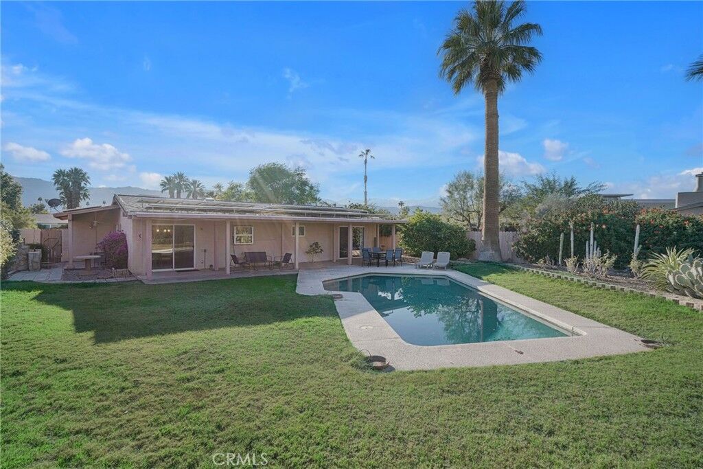 Property Photo:  74216 Myrsine Avenue  CA 92260 