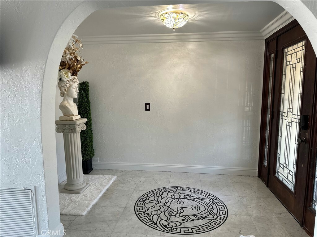 Property Photo: 22564 Inspiration Pt CA 92587