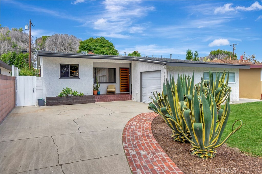 3235 Faust Avenue  Long Beach CA 90808 photo