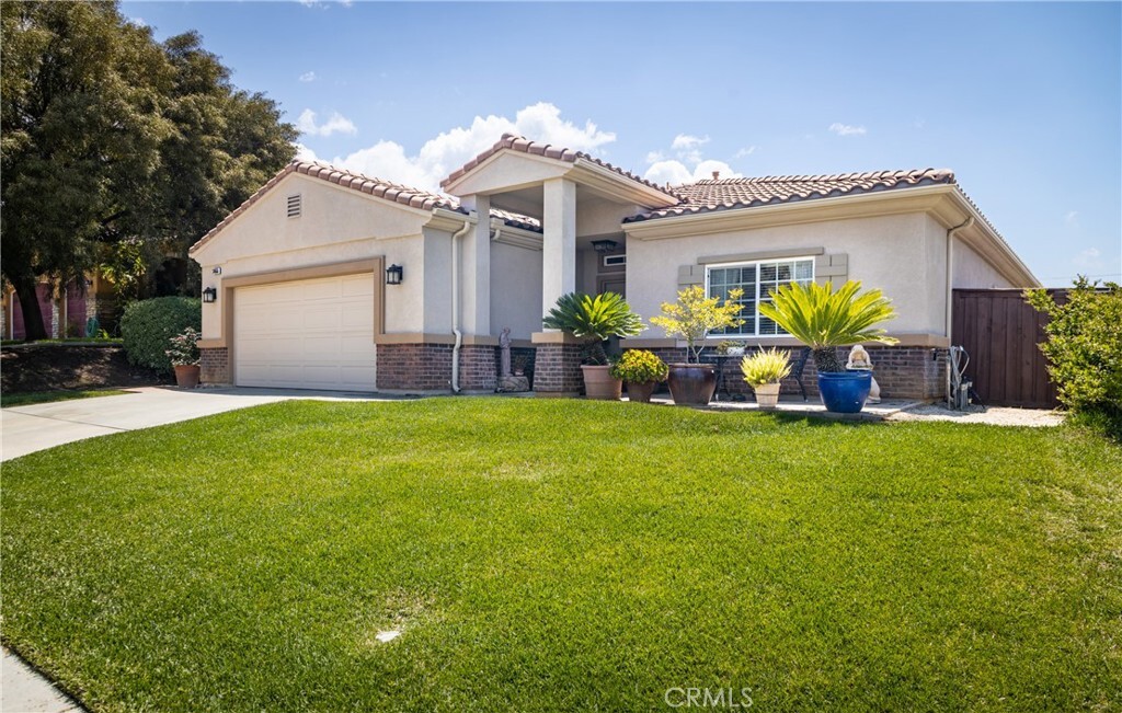 Property Photo: 34655 Creekwood Court CA 92399