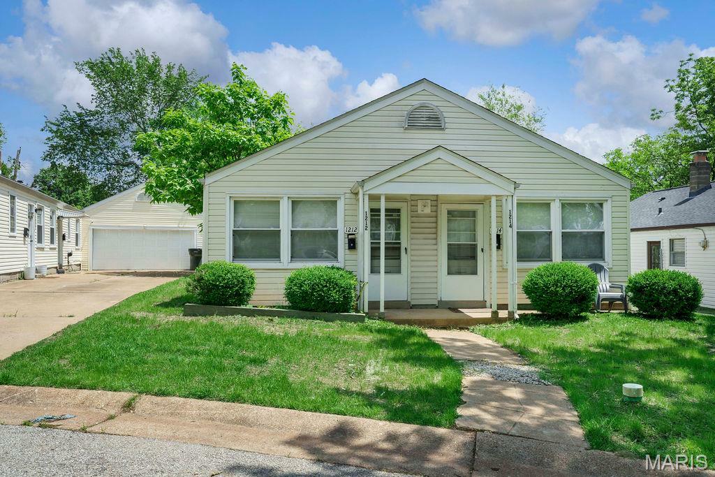 Property Photo: 1212 San Jacinto Court MO 63139
