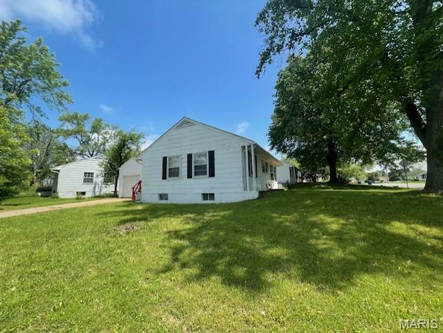 Property Photo: 261 Cameron Road MO 63137