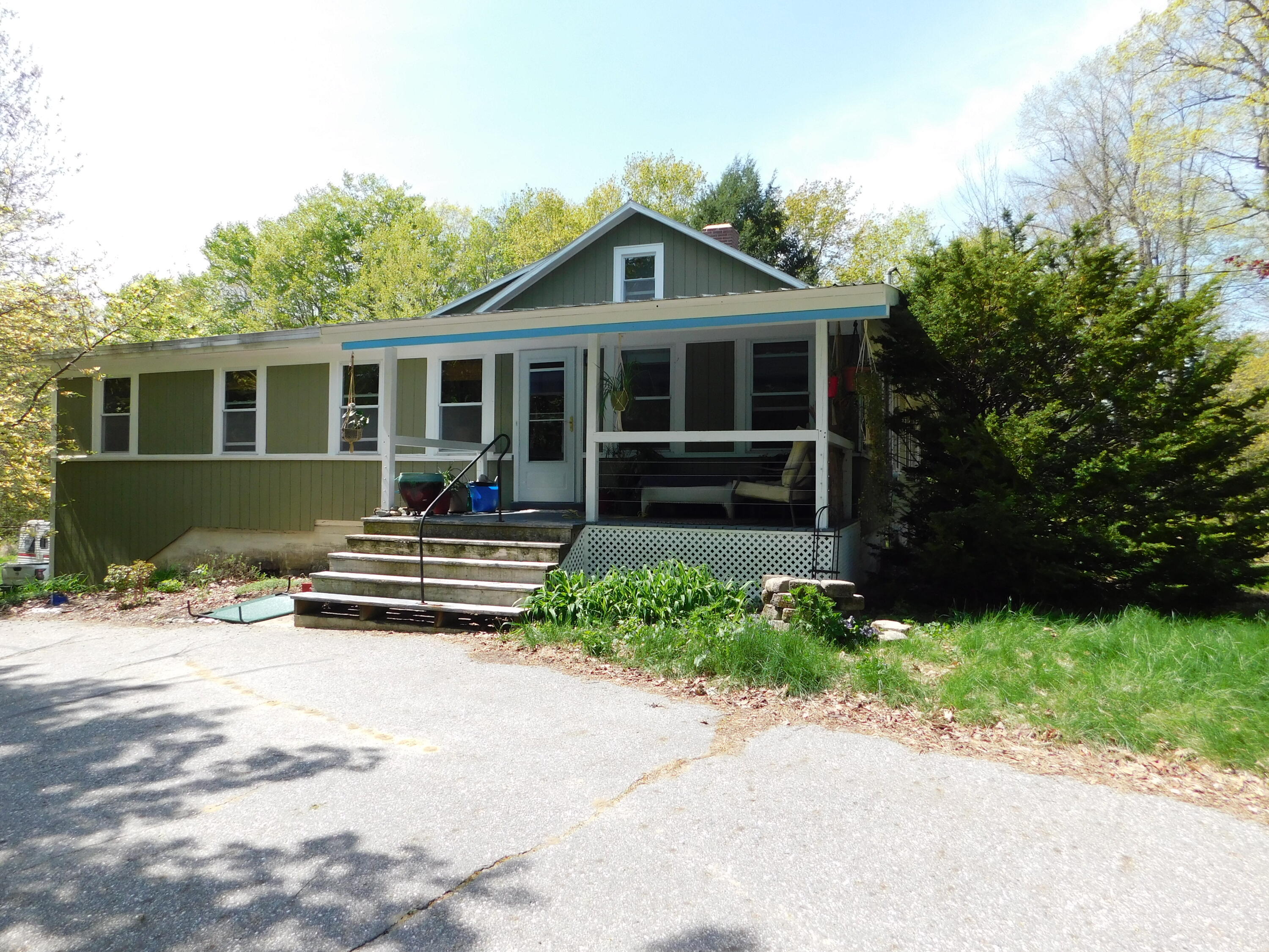 406 Lake Street  Auburn ME 04210 photo