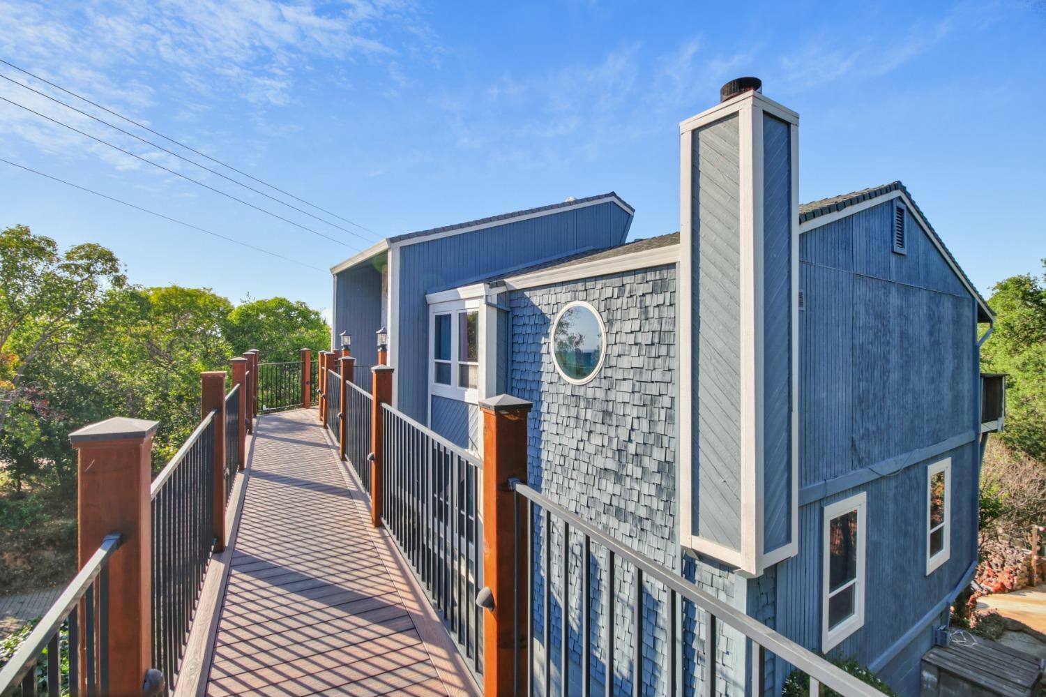 Property Photo: 2561 King Richard Drive CA 95762