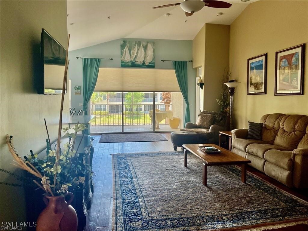 Property Photo:  1405 Tiffany Lane 1408  FL 34105 