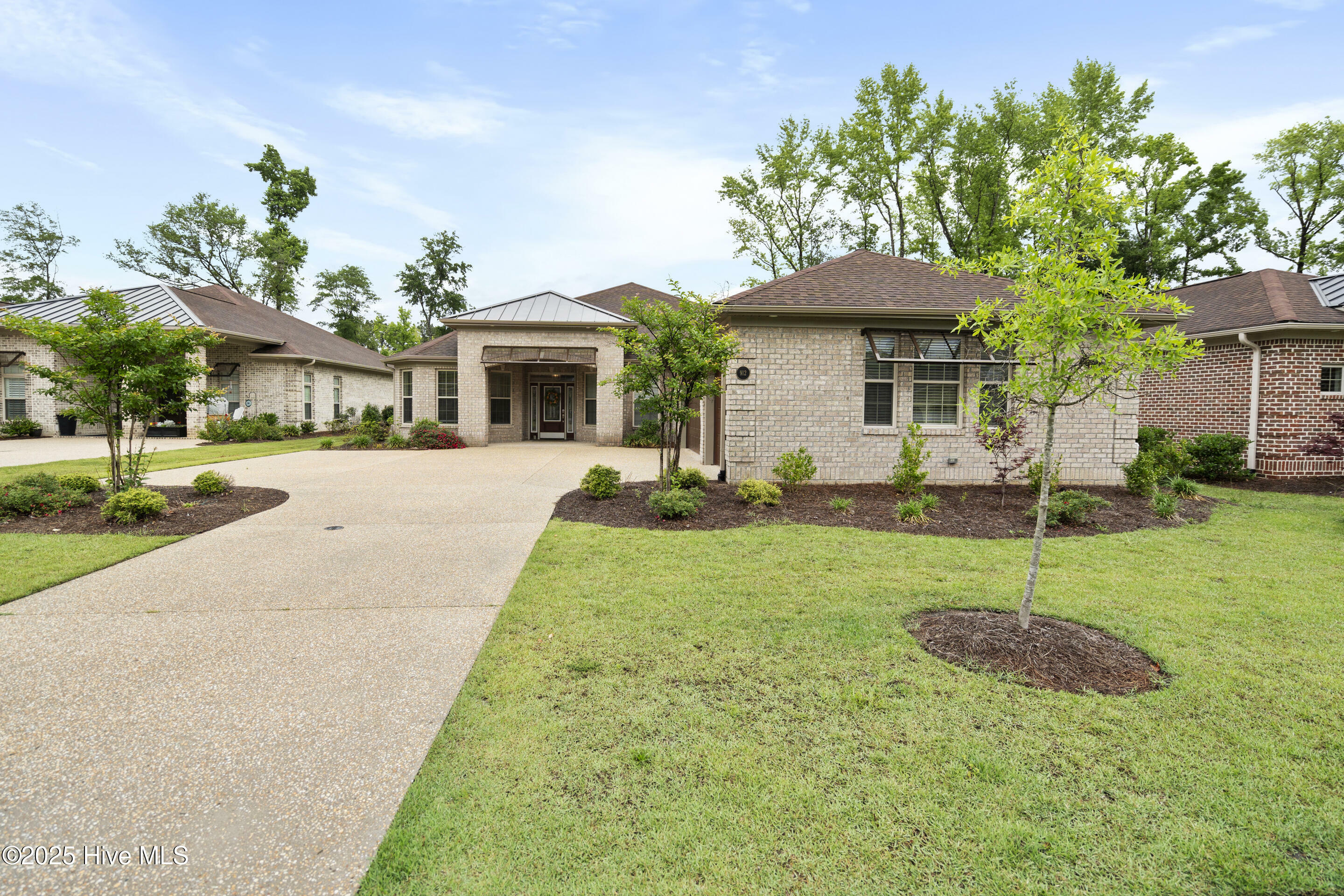 Property Photo: 912 Jenoa Loop NC 28429