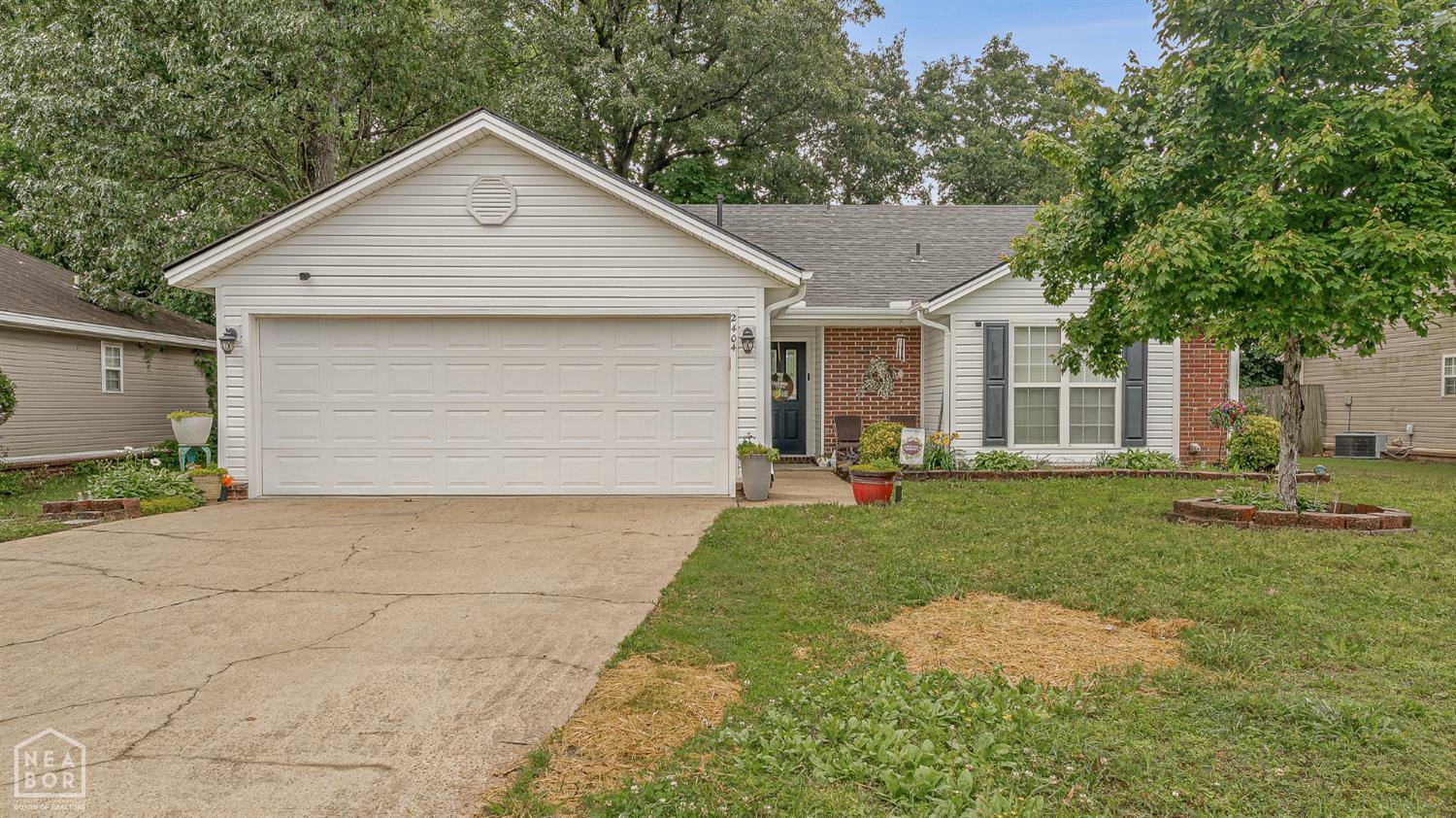Property Photo: 2404 Chastain Drive AR 72405