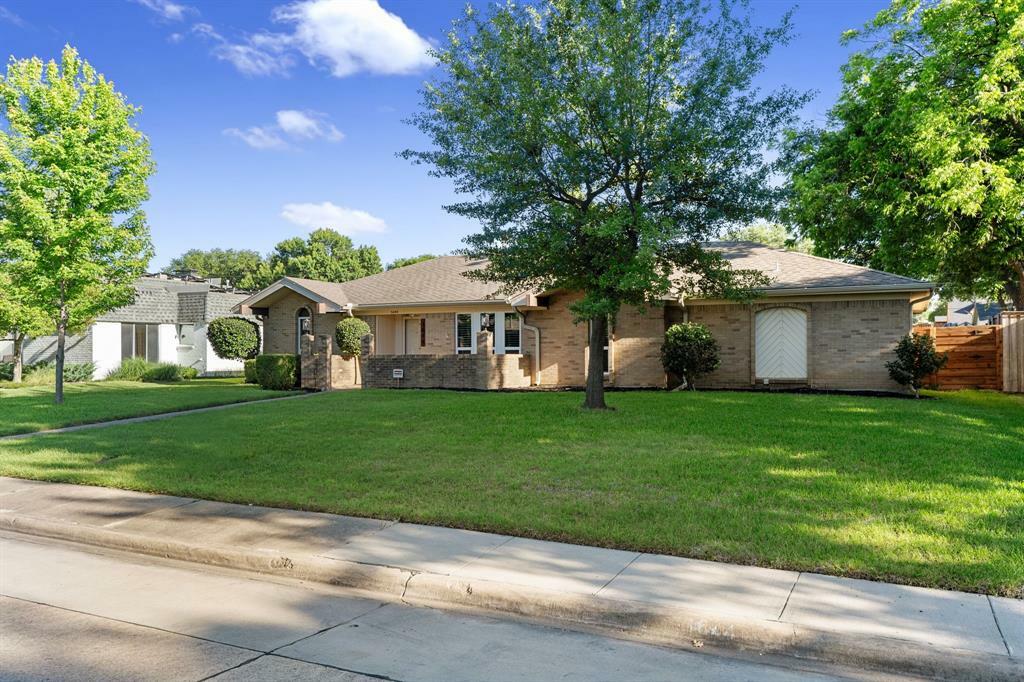 Property Photo: 3644 Courtdale Drive TX 75234