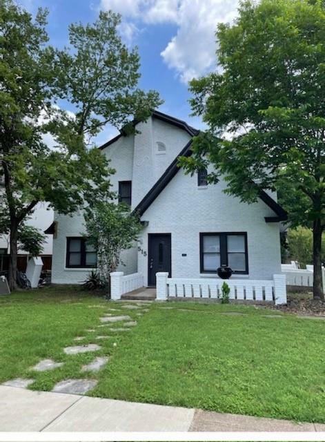 Property Photo: 515 Monticello Drive TX 76107