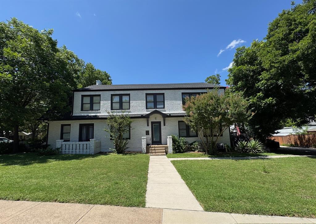 Property Photo:  515 Monticello Drive  TX 76107 