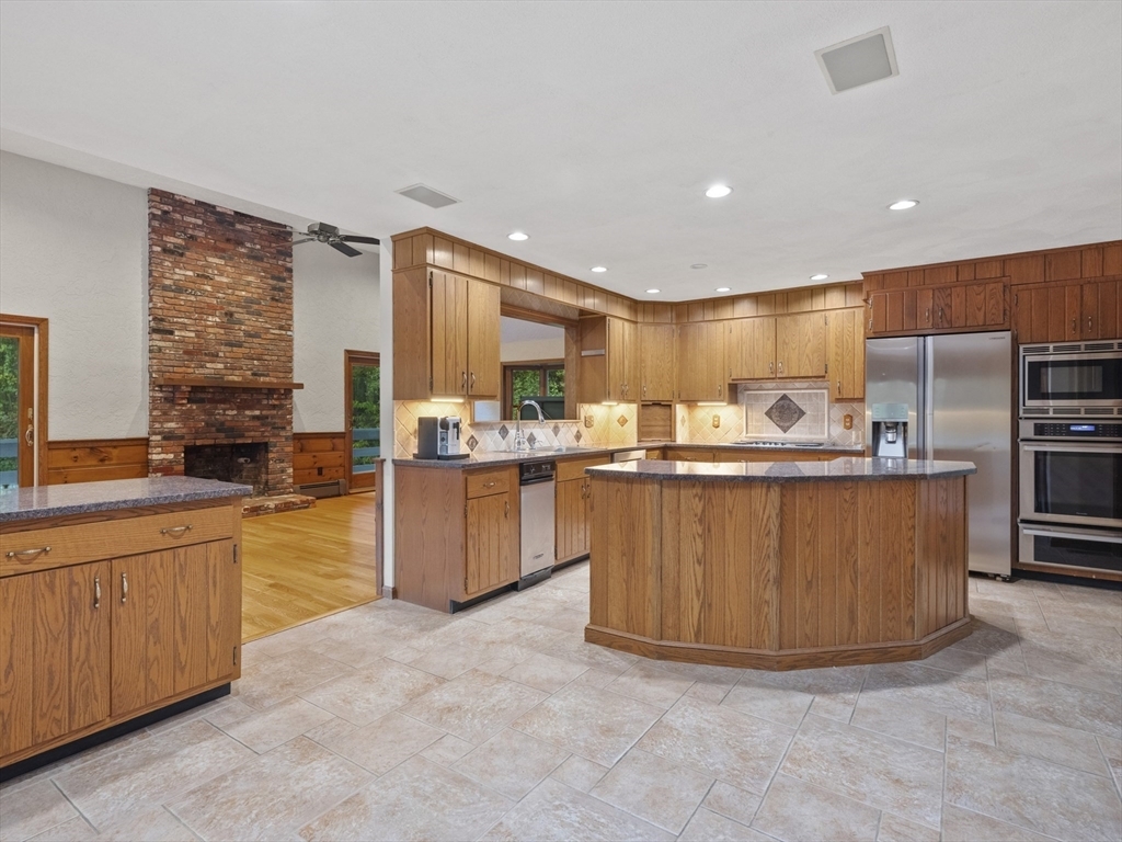 Property Photo:  43 Candleberry Lane  MA 01451 