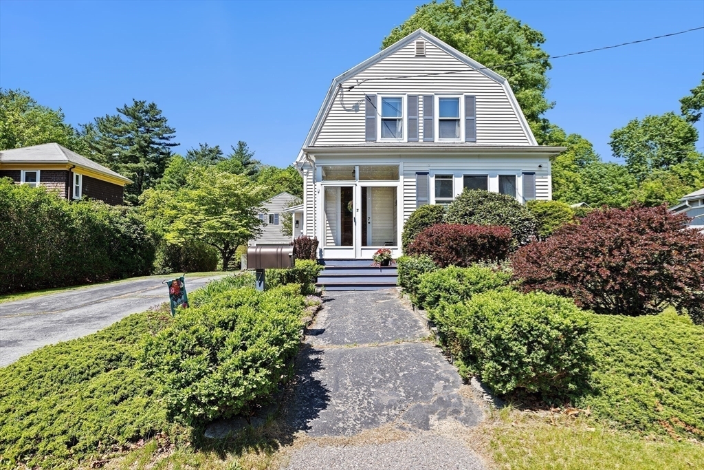 Property Photo: 7 Warren Ave MA 02346