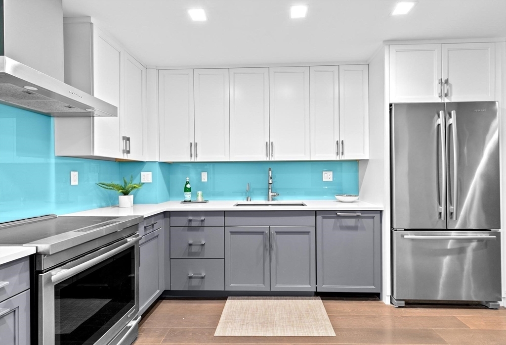 Property Photo: 50 Longwood Ave 1017 MA 02446