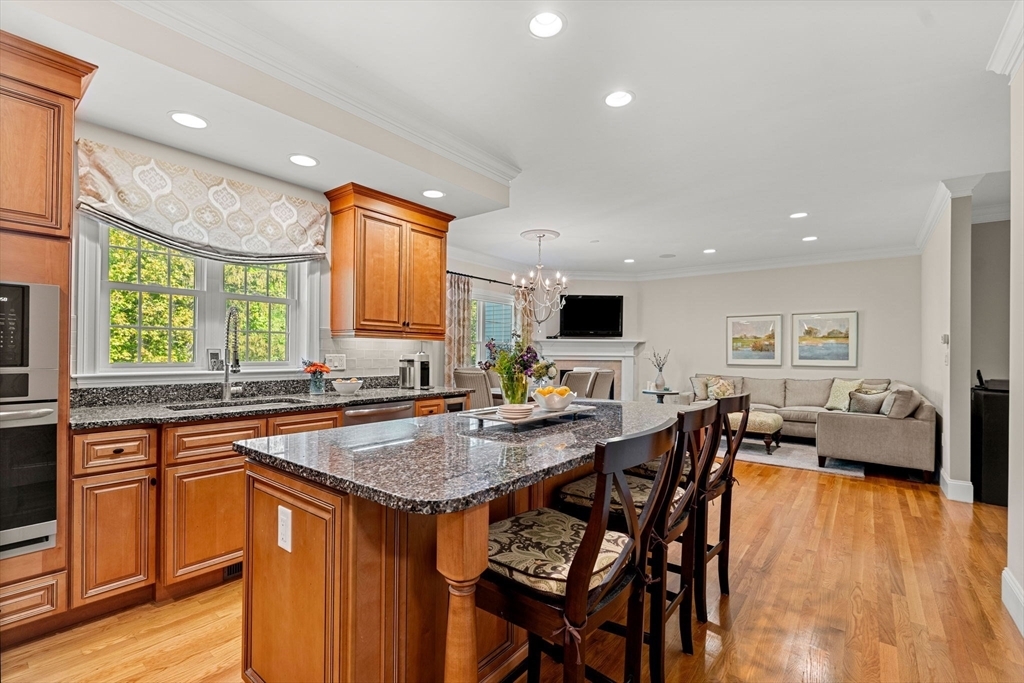 Property Photo: 9 Chatham Cir MA 01845