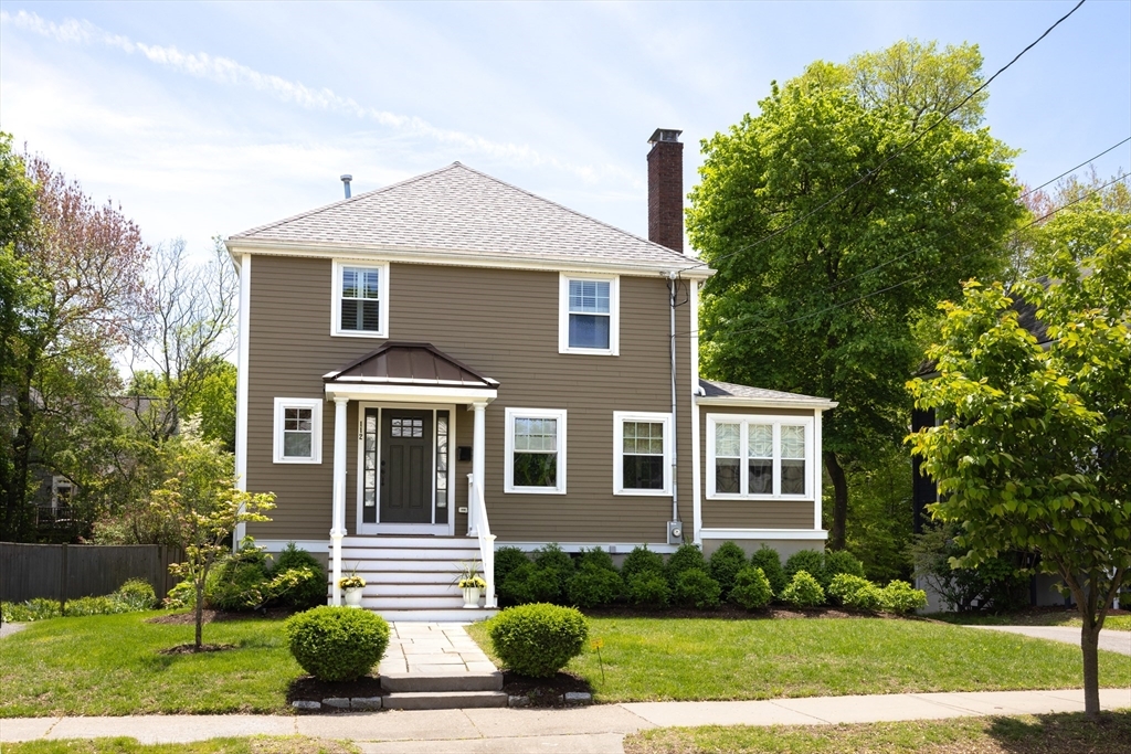 112 Oakdale Rd  Newton MA 02461 photo