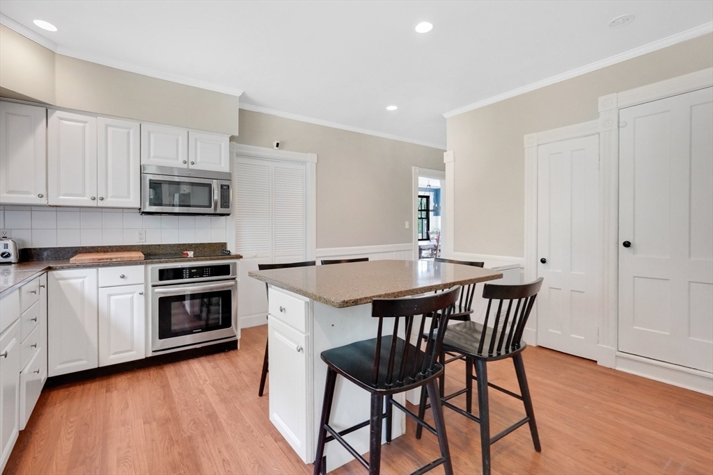 Property Photo: 260 Longmeadow MA 01106