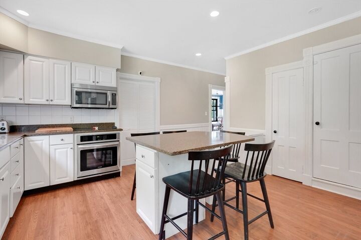 Property Photo: 260 Longmeadow MA 01106