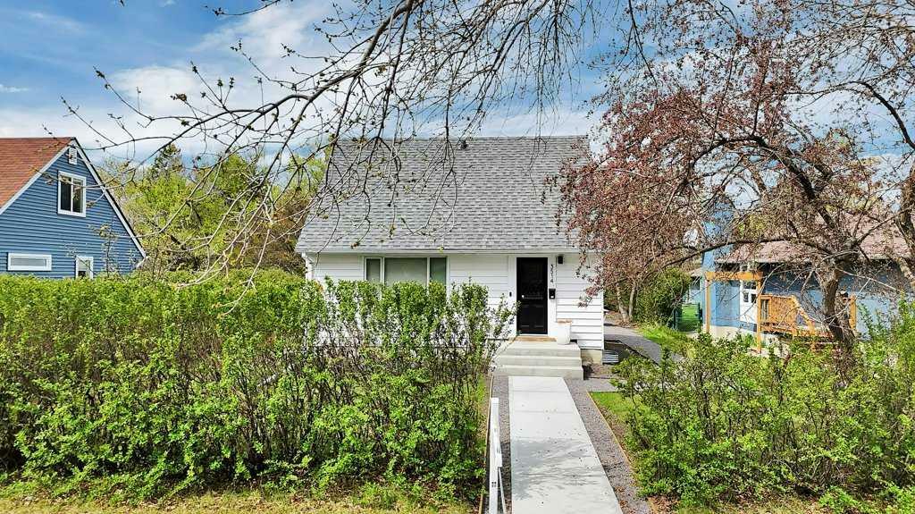 Property Photo: 3514 42 Avenue AB T4N 2Z1