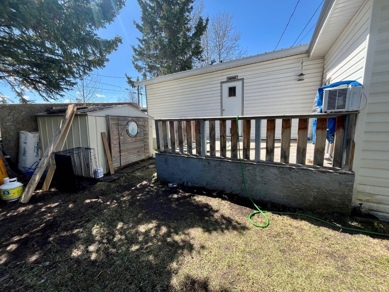 Property Photo: 133 Jarvis Street 74 AB T7V 1R4