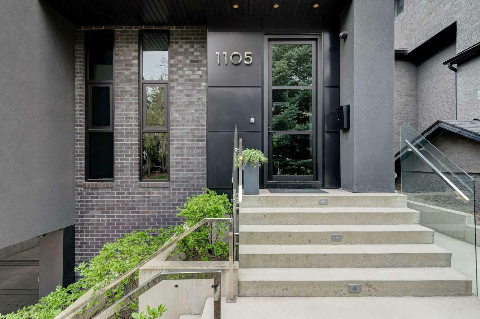 Property Photo: 1105 Premier Way SW AB T2T 1L7