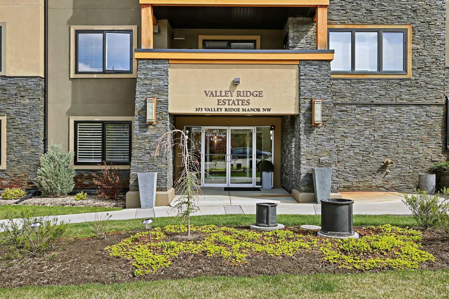 Photo de la propriété: 103 Valley Ridge Manor NW 308 AB T3B 6C5