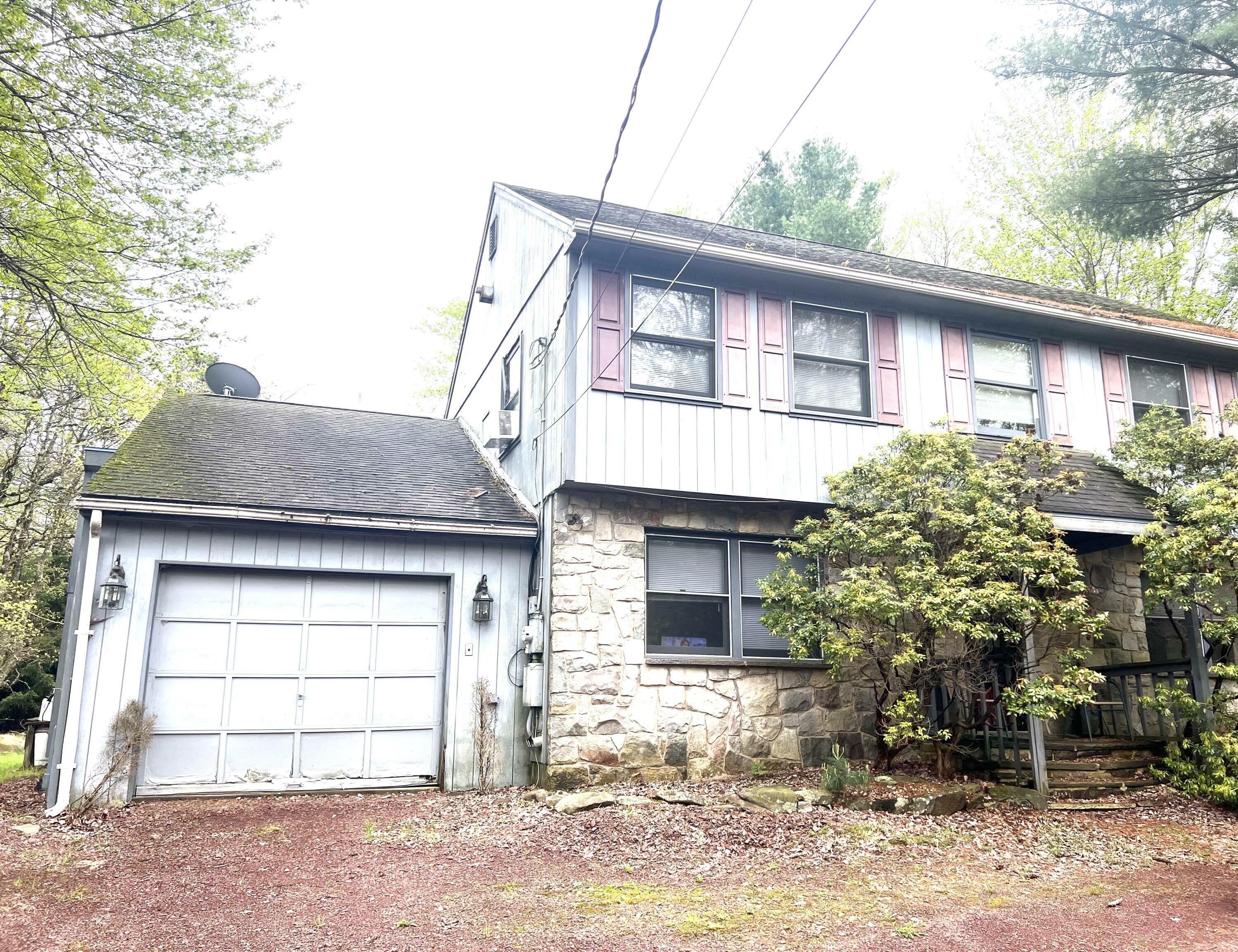 Property Photo: 29 Beechwood Road PA 18624