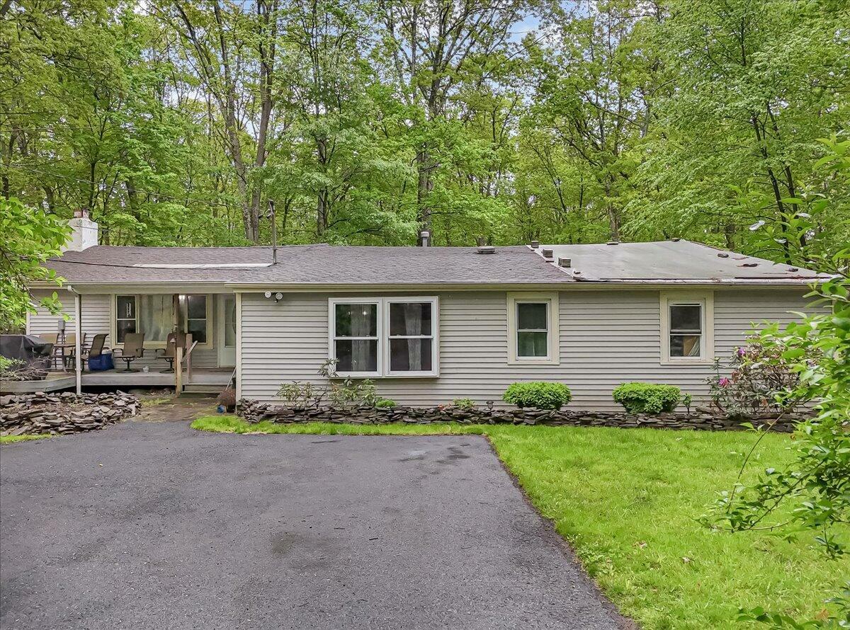 Property Photo: 3405 Masons Lane PA 18302