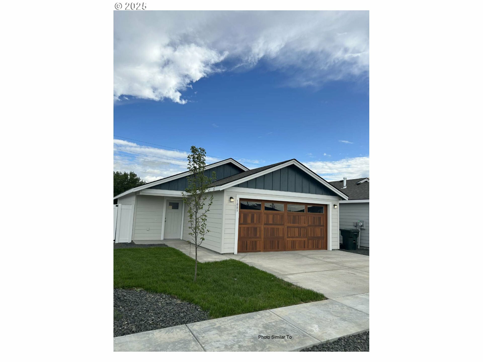 Property Photo: 949 NE 11th St OR 97838