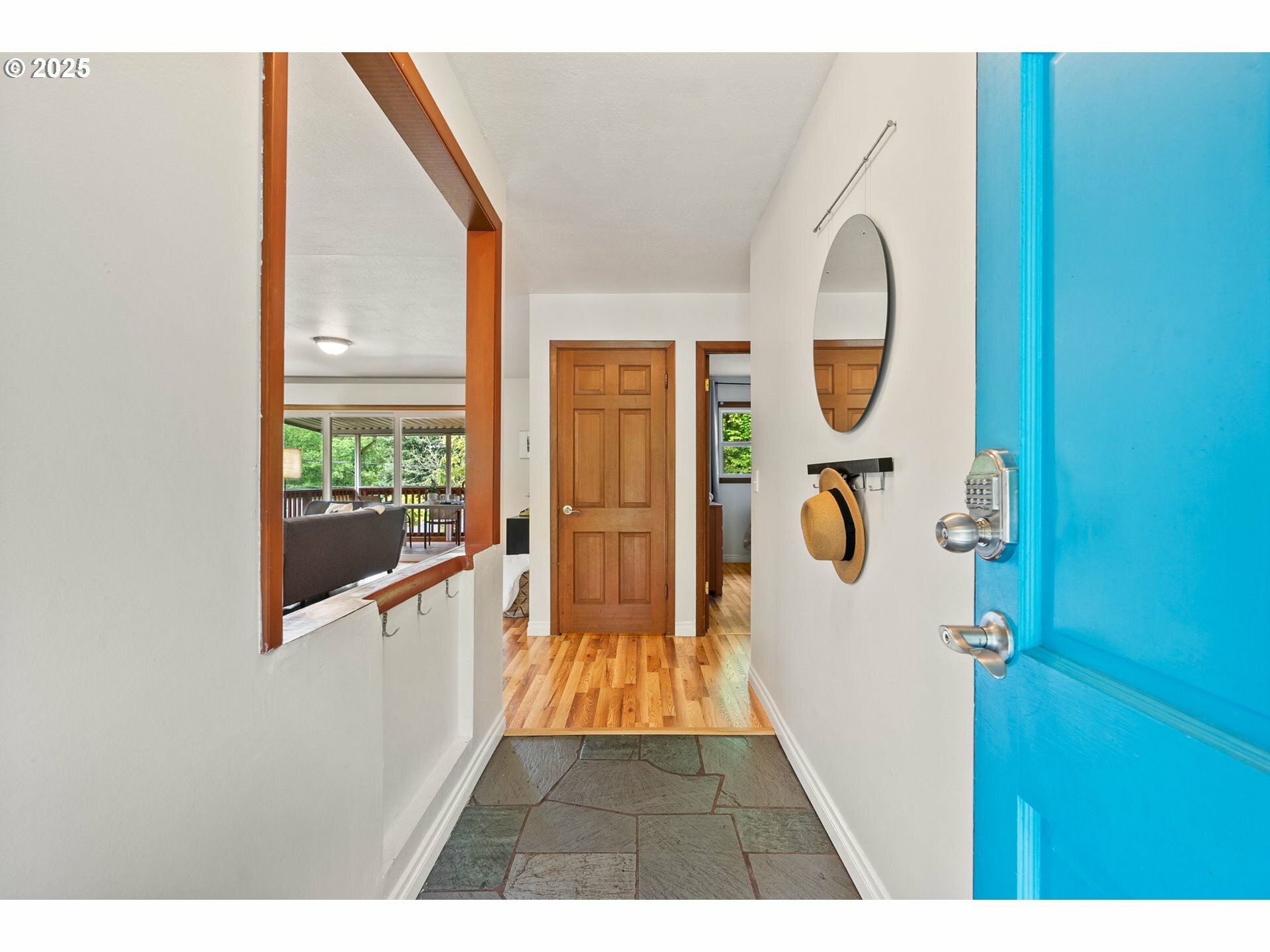 Property Photo: 7005 SW 14th Ave OR 97219
