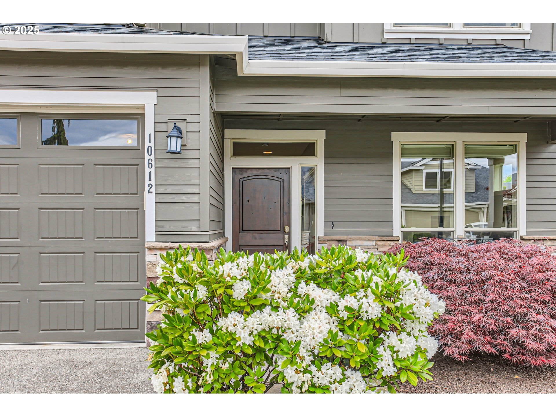 Property Photo: 10612 NW 33rd Ave WA 98685