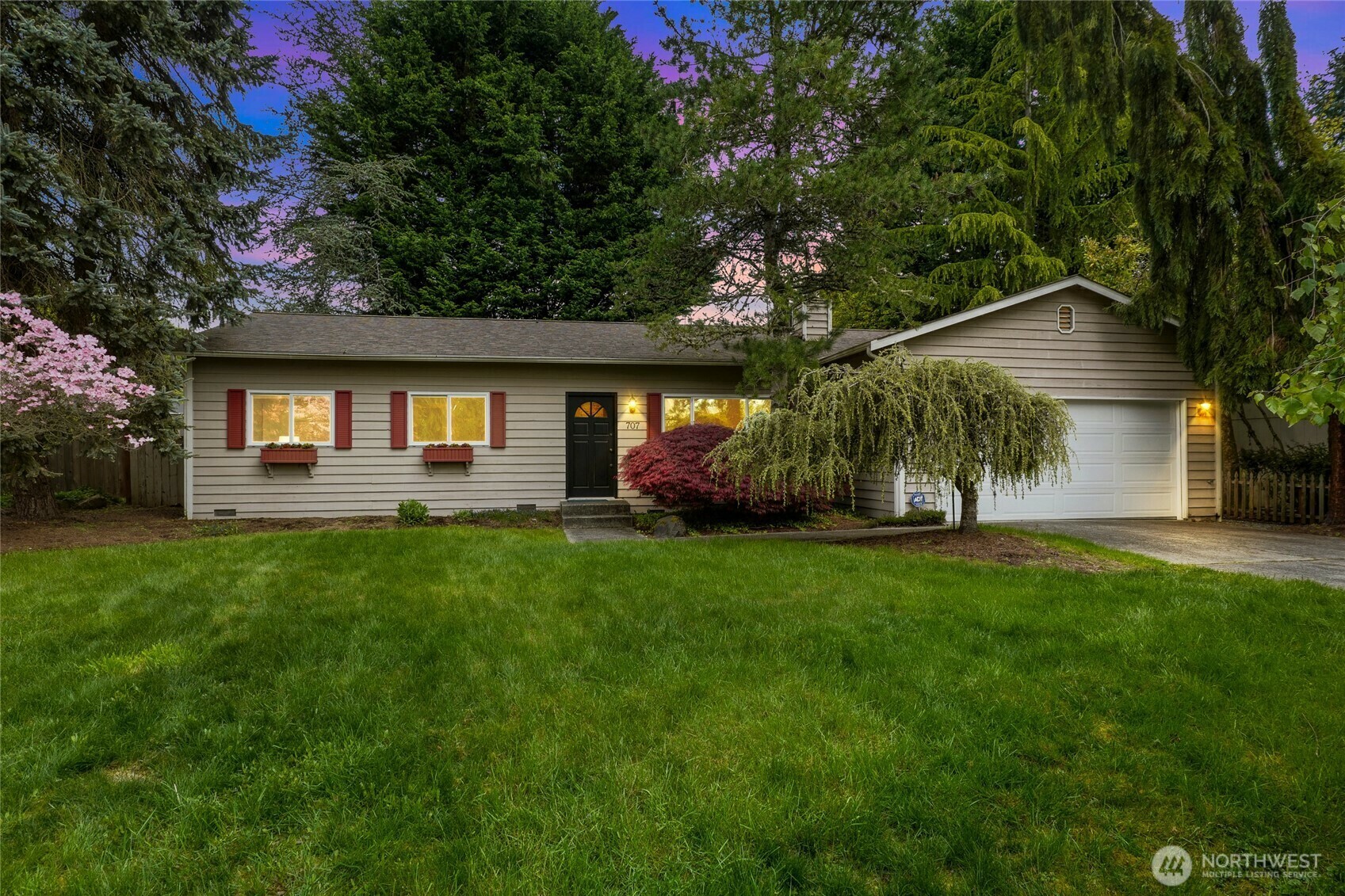 Property Photo: 707 Harvest Road WA 98012